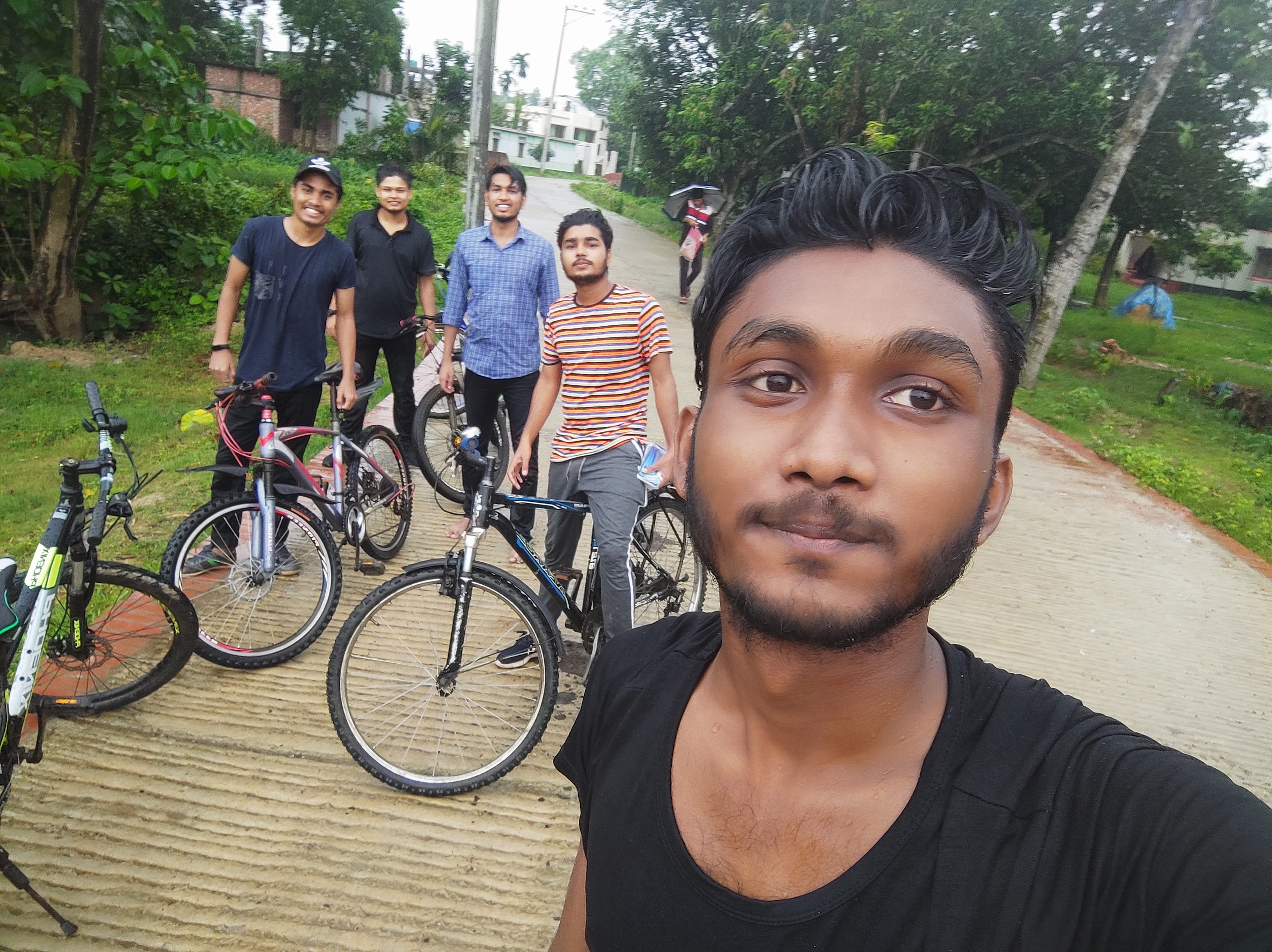 Night cycling with friends